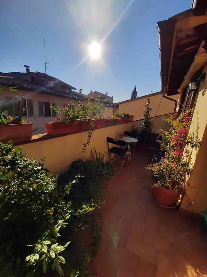 B&B La Casa Di Alice Foligno Exterior photo